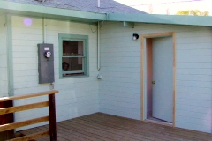 [Photo 6: The newly-renovated deck.]