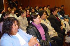 [Photo 2: Conference participants in the 'Lideres Campesinas' workshop]