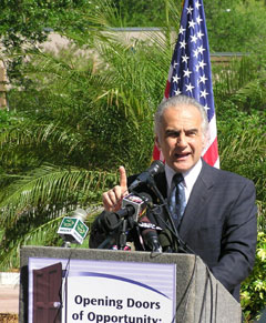 [Photo 2: Philip Mangano]