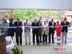 [Photo 1: Group picture]