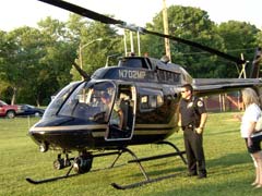 [Photo 3: Helicopter]