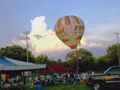 [Photo 4: Hot Air Balloon]