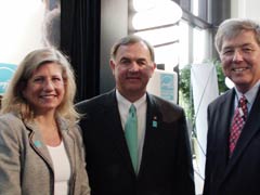 [Photo 1:  From Left to Right:

Karen Harbert, DOE Assistant Secretary - Office of Policy and International Affairs;

Georgia Power President and CEO Mike Garrett; and 

HUD Regional Director Young]