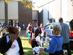 [Photo 2: Distribution of the lights]