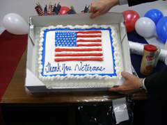 [Photo 1: Thank you cake]