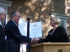 [Photo 2: John L. Nau III presenting Preserve America Certificate of Designation to Bebe Heiskell]