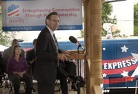 [Photo 2:  Mayor Randy Kelly at the podium]