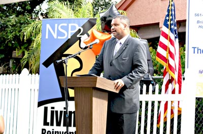 [Photo 2: HUD Southeast Regional Administrator Ed Jennings, Jr. visited Lake Worth to celebrate the completion of the Phillips home]