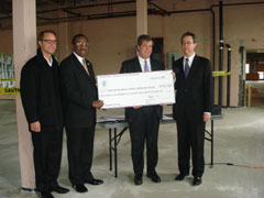 [Photo 3: Oasis Center President and CEO Hal Cato, Nashville Field Office Director Bill Dirl, Mayor Dean, and Executive Director-MDHA, Phil Ryan]