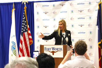 [HUD SW Regional Administrator Beth Van Duyne]